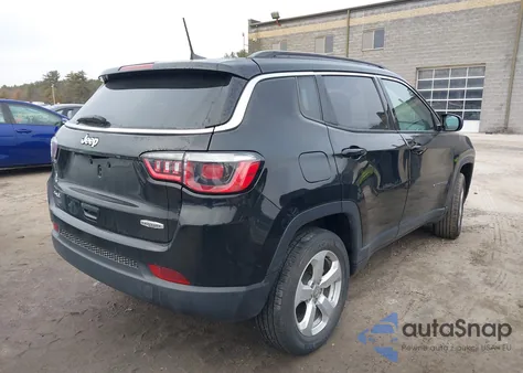 2020 Jeep Compass Latitude 4X4 из США, поврежденный, VIN 3C4NJDBB3LT197052